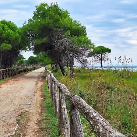 Relax Just 150m From The By Beahostrentals * Bibione